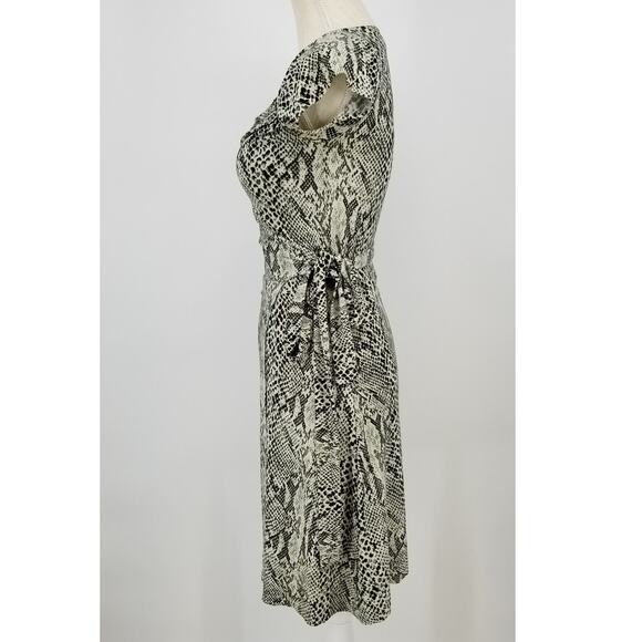 Norma Kamali Wrap Dress XS Snake Skin Sweetheart Neckline Cap Sleeve Green Cream - Picture 4 of 12